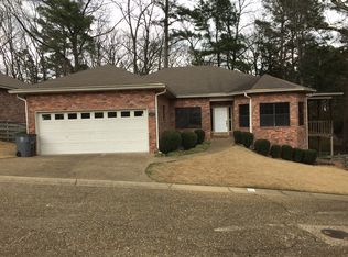 100 Creekview St, Hot Springs, AR 71913