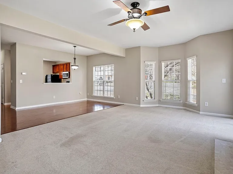 305 Anterbury Dr — Photo 2