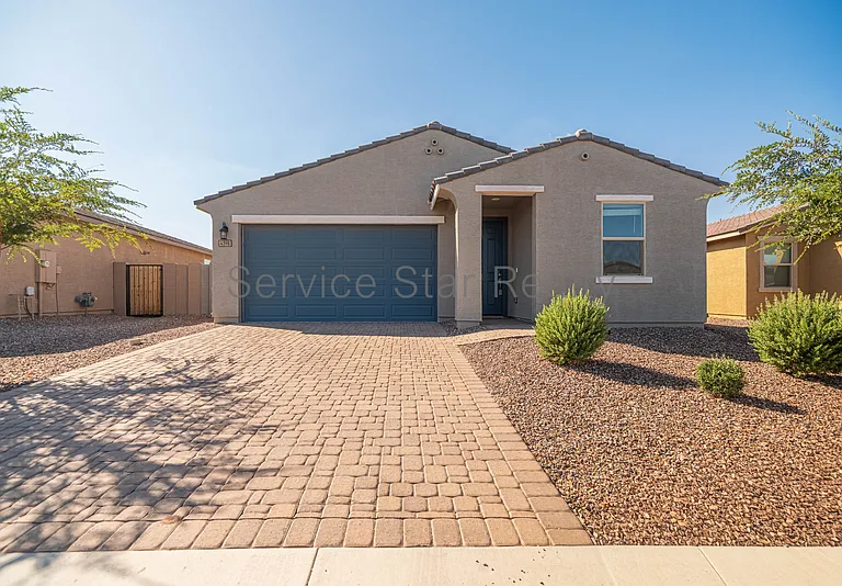 4398 W Janie St — Photo 1