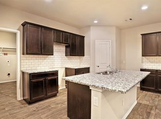 8431 Sacred Lotus Ln, Rosharon, TX 77583