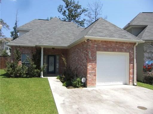 1st image of 216 Emerald Oaks Dr