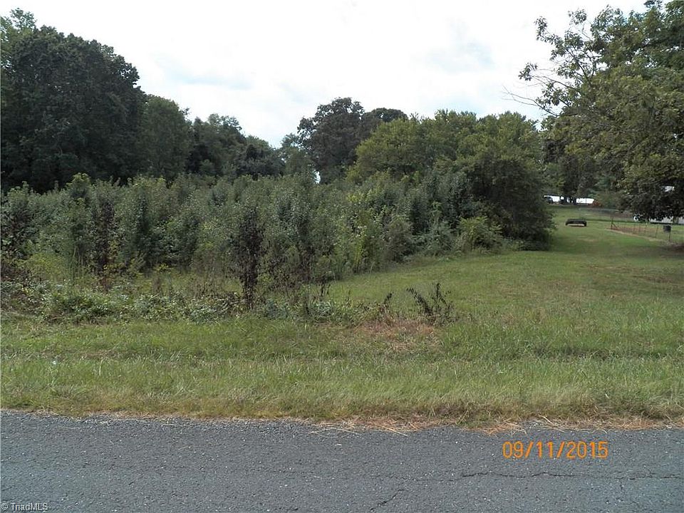 1st image of LOT 6 Boxwood Dr Lot 6