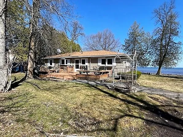 N4404 State Highway M35, Menominee, MI 49858