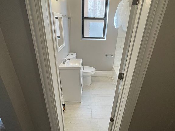 2nd image of 11019 S Vernon Ave #11021-1