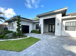 11181 SW 92nd Ave, Miami, FL 33176