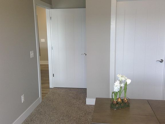 2nd image of 7501 S 15th St APT 211