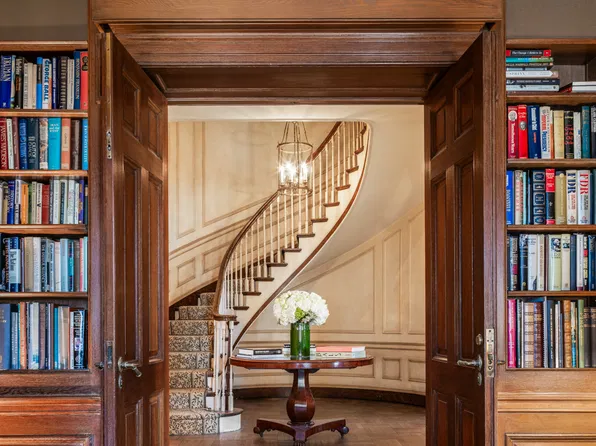 812 Park Avenue image 1 of 19