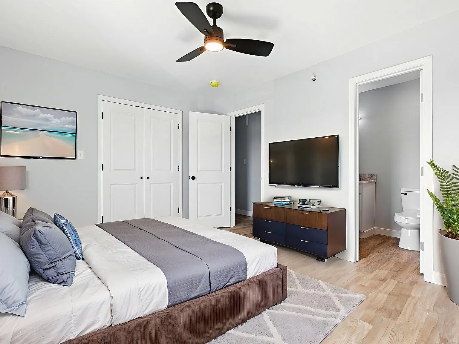 1900 Sanford Dr — Photo 4