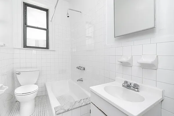 Rented by Modern Spaces | media 21
