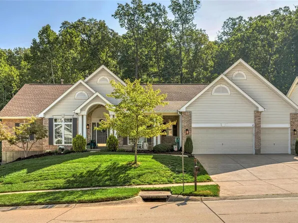 714 Southern Hills Dr, Eureka, MO 63025