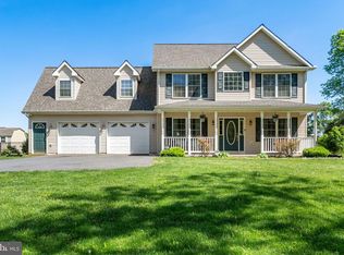 484 Lost Rd, Martinsburg, WV 25403