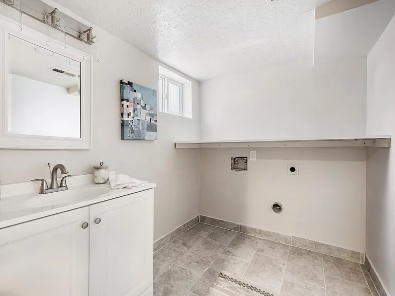 1101 S 800 E #1 — Photo 16