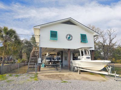 5030 Logan St, Bay Saint Louis, MS, 39520