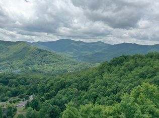 521 Signal Rdg, Sylva, NC 28779