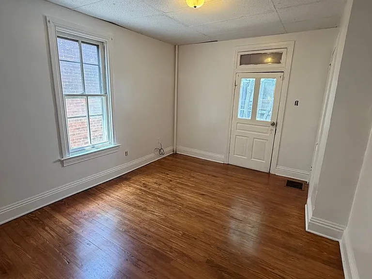 835 Linden Ave — Photo 14