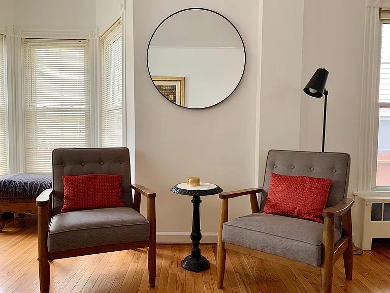 4 Washington St #1 — Photo 2