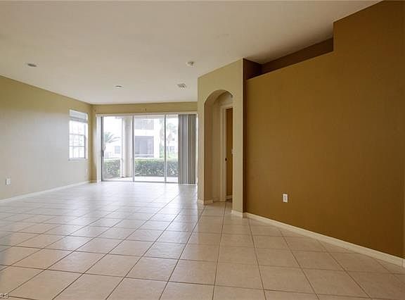 3rd image of 6225 Wilshire Pines Cir APT 1501