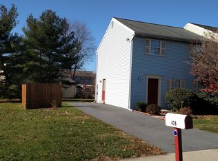 428 Coreopsis Dr, Lancaster, PA