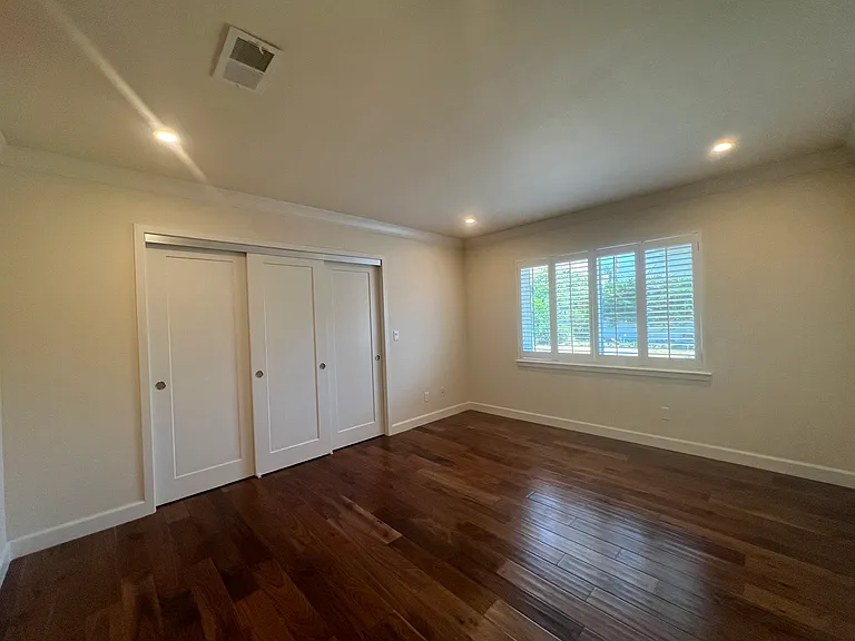 55 W Arthur Ave — Photo 34