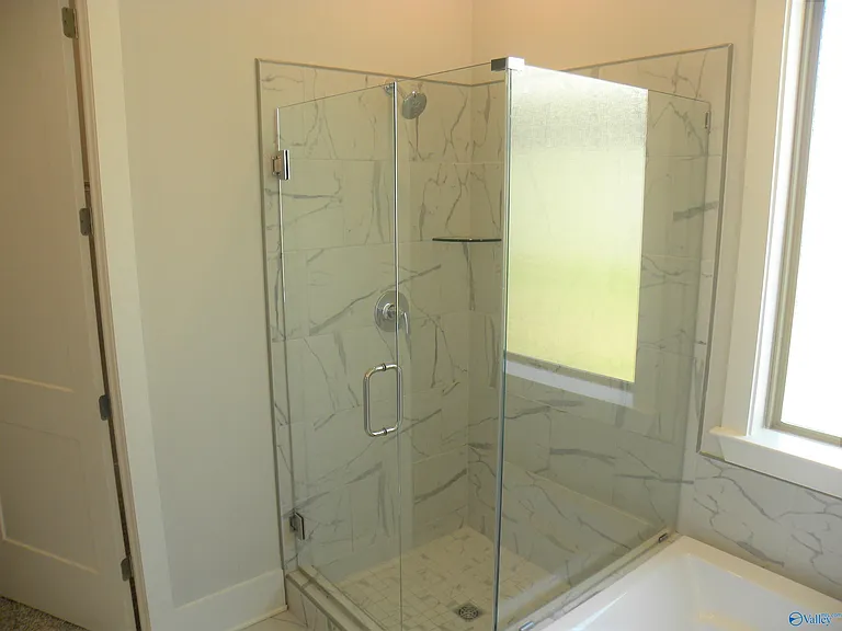 325 Silo Ln — Photo 17