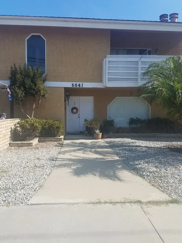 2 bed, 1350 sqft, $3,200 — Photo 1