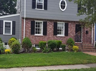 17 Clifford St, Melrose, MA 02176