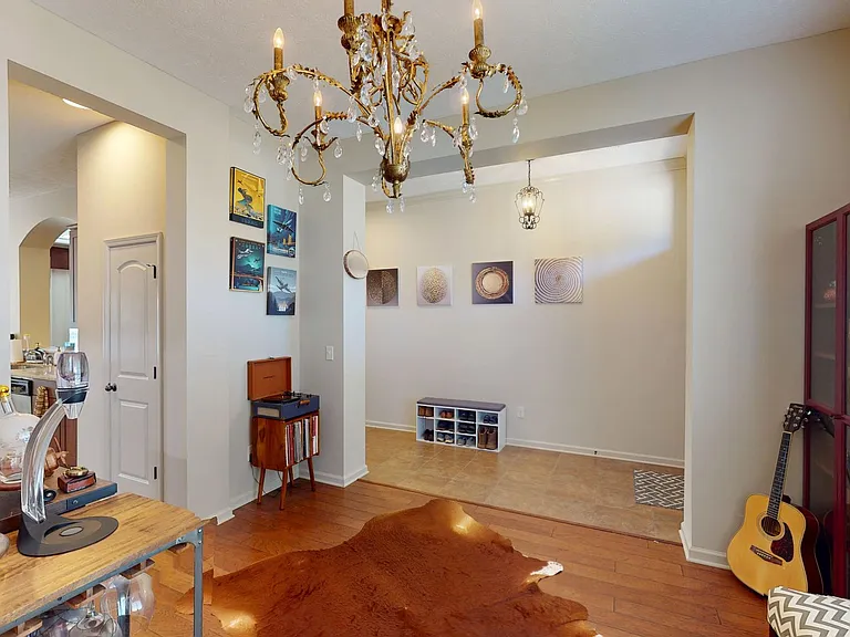 10533 Duncannon Trl — Photo 7