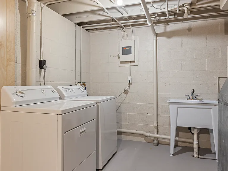 laundry/utility/storage room