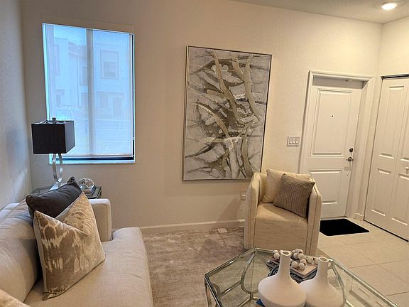 4th image of 21074 NE 8 Avenue #0