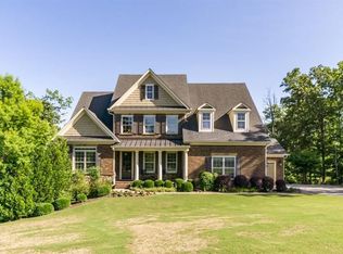 2475 Belle Patrice Dr, Cumming, GA 30041