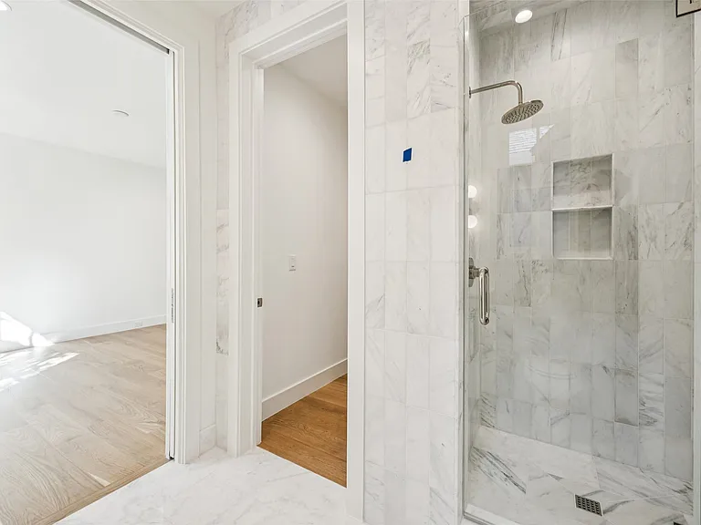 6833 Northridge Dr — Photo 35