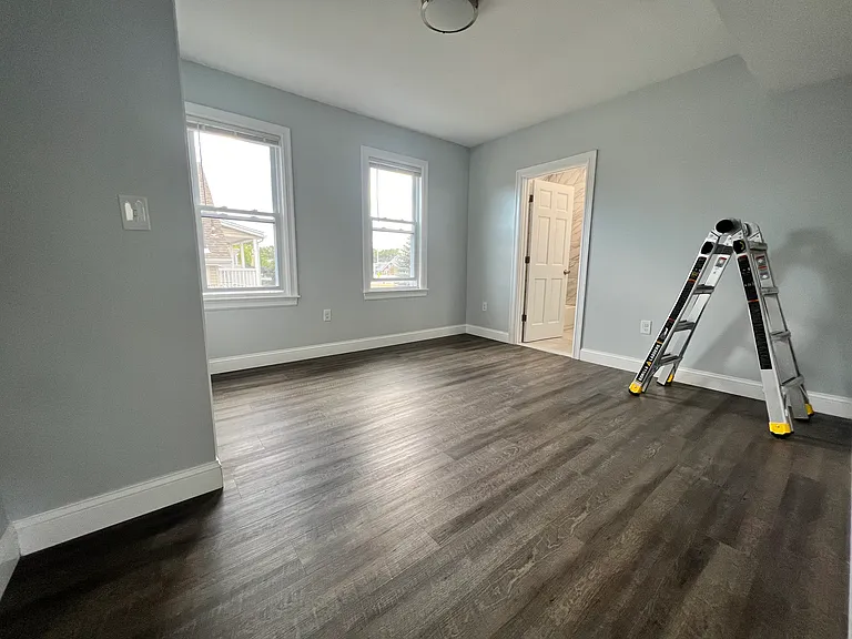 63 Gale St #2 — Photo 8