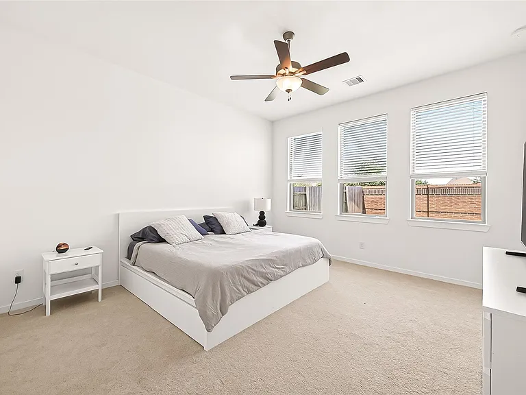 7019 Snow Finch Ln — Photo 16