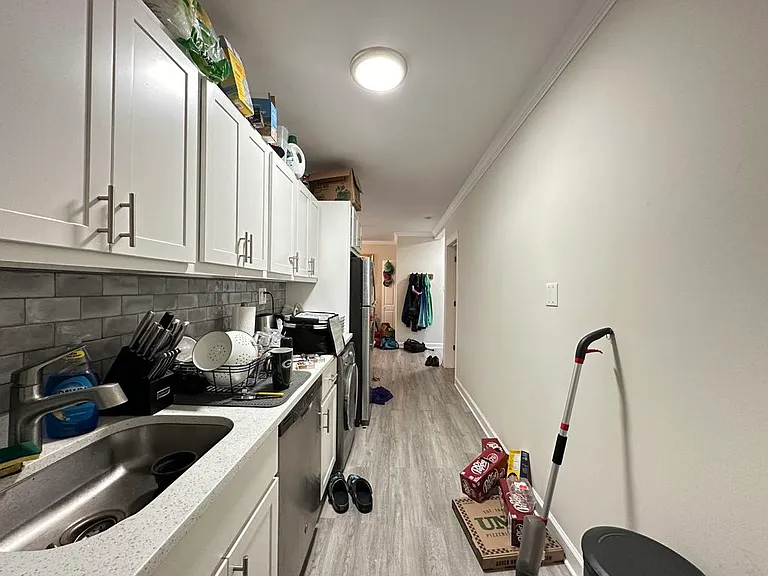 4222 N Clark St #2 — Photo 4