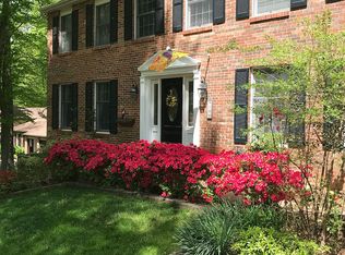 8120 Erika Dr, Manassas, VA 20112