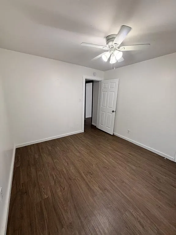 1607 Harry St — Photo 3