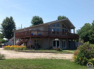 2601 S Shore Dr, Vassar, KS 66543