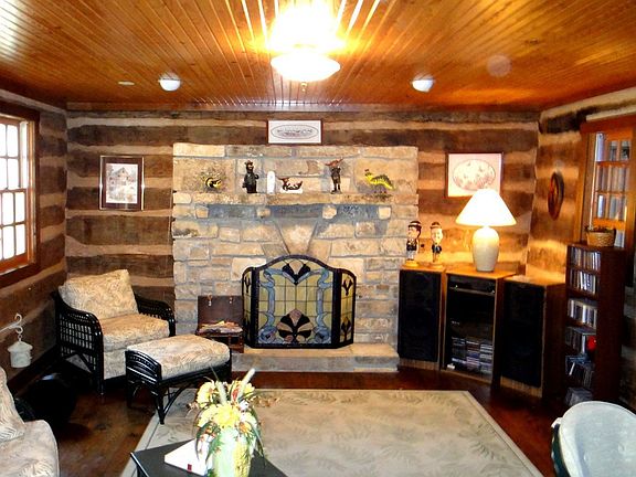 Hearth Room