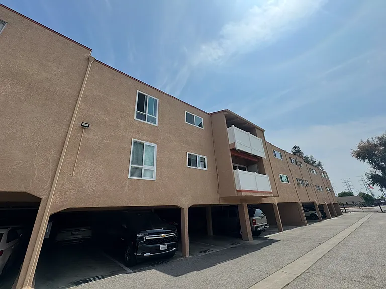 10331 Lindley Ave #229 — Photo 11