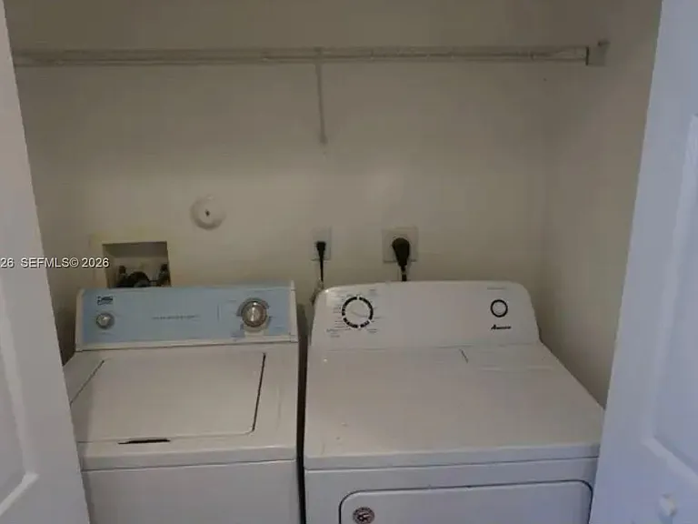 2043 Nassau Dr #2043 — Photo 35