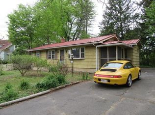 355 South St, Northampton, MA 01060