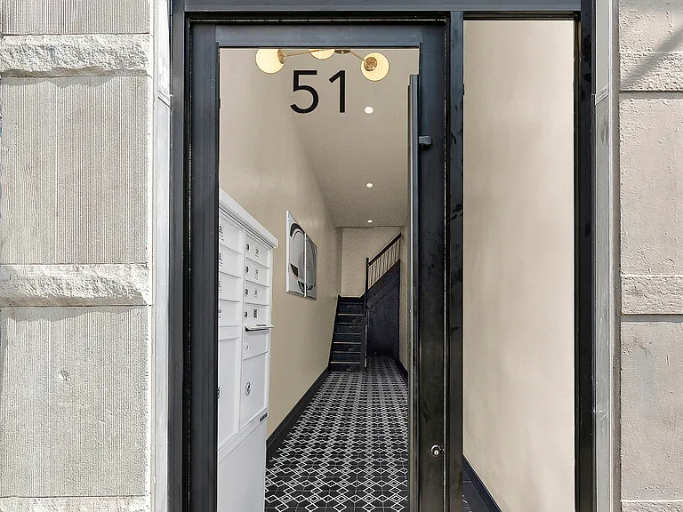 51 5th Ave #2L — Photo 9