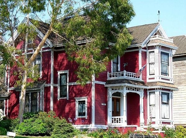2nd image of 1329 Carroll Ave