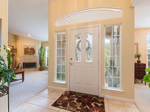 4th image of 1120 Redberry Pl