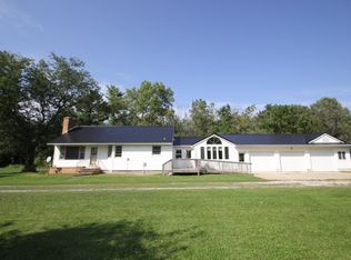 10915 E Dunkerton Rd, Dunkerton, IA 50626