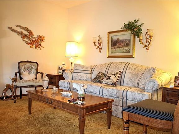 5th image of 859 Briar Patch Ln