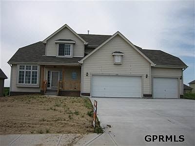 2nd image of 16361 Mormon St