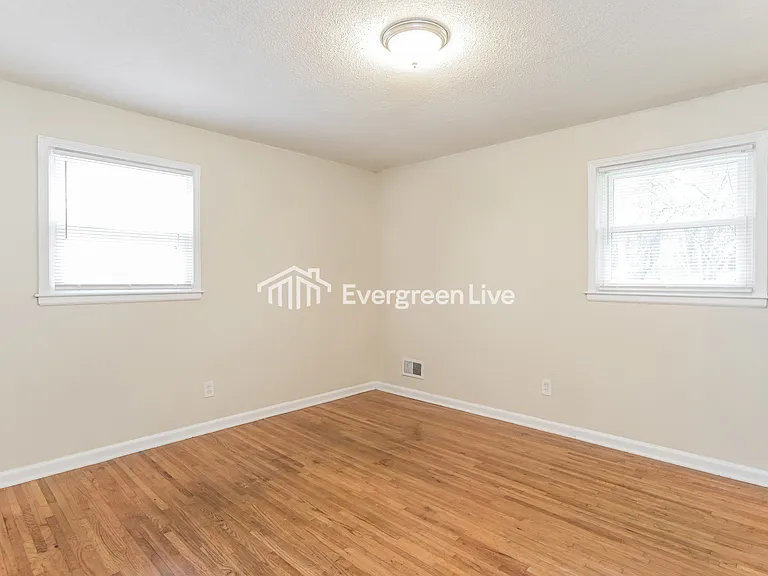 254 Chippewa Dr — Photo 13
