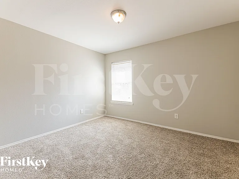 1412 Pine Ridge Rd — Photo 16