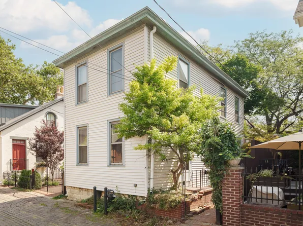 202 E Beck St, Columbus, OH 43206